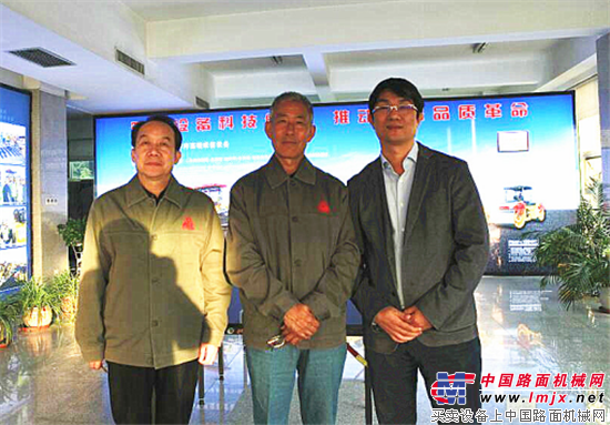 中大机械：不走寻常路 传承匠心成就中国公路摊铺专家